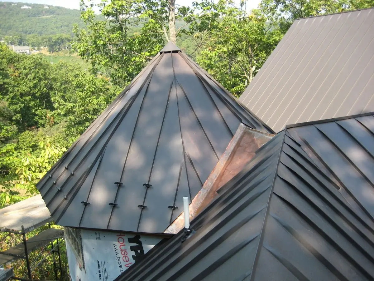 Professional Gutter Cleaning by Craftsman Roofing in Ameritrail